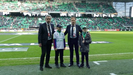 Le 22 février, Maxence et Marceau vivent Saint-Etienne – Manchester comme des stars